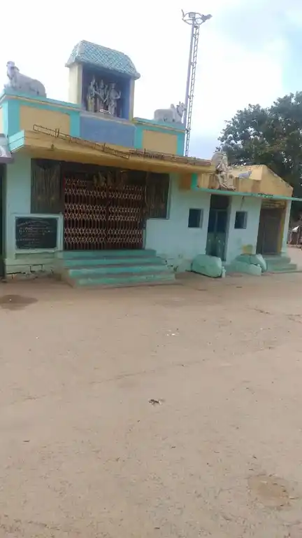 Arulmigu Periyamariamman Temple, Periyaveeranam, Veeranam - 636122 அருள்மிகு பெரியமாரியம்மன் திருக்கோயில், Periyaveeranam, Veeranam - 636122, Salem - Ancient Temple Architecture and History Image 2