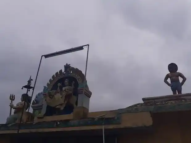 Arulmigu Periyamariamman Temple, Sengudampalayam, Sengudampalayam - 638502 அருள்மிகு பெரியமாரியம்மன் திருக்கோயில், Sengudampalayam, Sengudampalayam - 638502, Erode - Ancient Temple Architecture and History Image 3