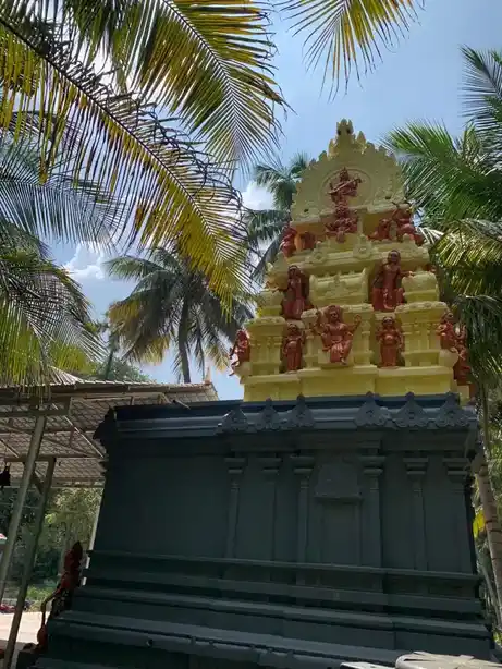 Arulmigu Periyamariamman Temple, Uthamasolapuram - 636010 அருள்மிகு பெரிய மாரியம்மன் திருக்கோவில், உத்தமசோழபுரம் - 636010, Salem - Ancient Temple Architecture and History Image 5