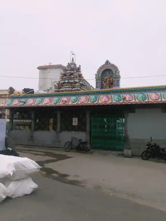 Arulmigu Periyamariyamman Temple, Mallasamudram East - 637503 அருள்மிகு பெரிய மாரியம்மன் திருக்கோயில், மல்லசமுத்திரம் கிழக்கு - 637503, Namakkal - Ancient Temple Architecture and History Image 2