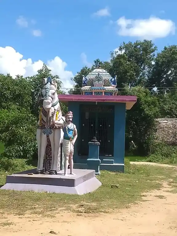 Arulmigu Periyamoorthi Ayyanar Temple, Thennanjar - 610105 அருள்மிகு பெரியமூர்த்தி அய்யனார் திருக்கோயில், தென்னஜர் - 610105, Thiruvarur - Ancient Temple Architecture and History Image 3