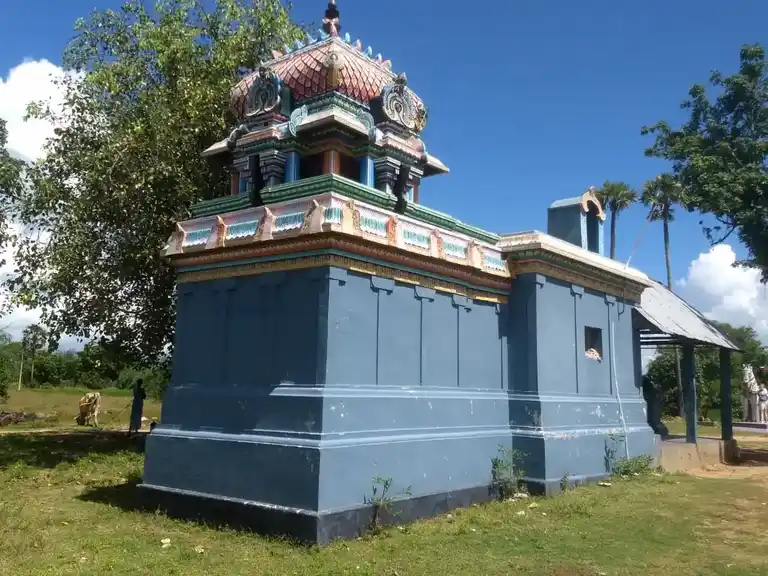 Arulmigu Periyamoorthi Ayyanar Temple, Thennanjar - 610105 அருள்மிகு பெரியமூர்த்தி அய்யனார் திருக்கோயில், தென்னஜர் - 610105, Thiruvarur - Ancient Temple Architecture and History Image 5