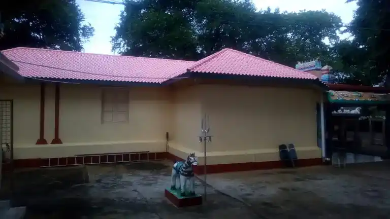 Arulmigu Periyanayagiamman Temple, Vellakinaru - 641029 அருள்மிகு பெரியநாயகி திருக்கோயில், வெள்ளக்கிணறு - 641029, Coimbatore - Ancient Temple Architecture and History Image 3