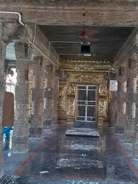Arulmigu Periyanayaki Amman Temple, K. Velangudi - 630106 அருள்மிகு பெரிய நாயகியம்மன் திருக்கோயில், K. Velangudi - 630106, Sivagangai - Ancient Temple Architecture and History Image 5