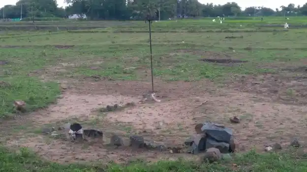 Arulmigu Periyandavar Temple, Erakudi - 621804 Arulmigu Periyandavar Temple, Erakudi - 621804, Ariyalur - Ancient Temple Architecture and History Image 4