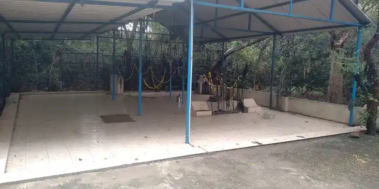 Arulmigu Periyandavar Temple, Jameenthathanur - 621803 அருள்மிகு பெரியாண்டான் திருக்கோயில், Jameenthathanur - 621803, Ariyalur - Ancient Temple Architecture and History Image 2