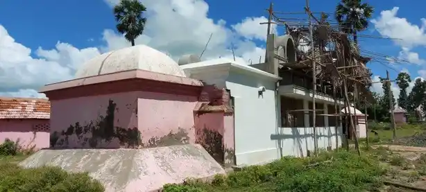 Arulmigu Periyandavar Temple, Melamaruthur - 614716 Arulmigu Periyandavar Temple, Melamaruthur - 614716, Thiruvarur - Ancient Temple Architecture and History Image 4