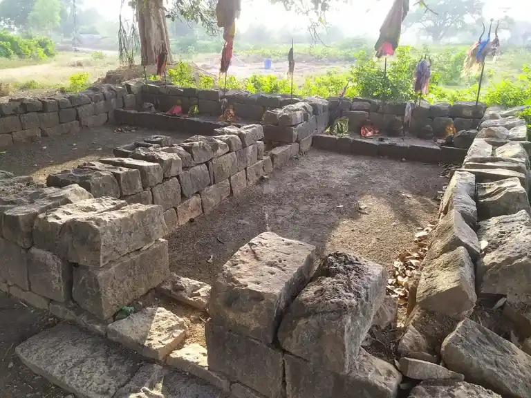 Arulmigu Periyandavar Temple, Paravai - 621717 Arulmigu Periyandavar Temple, Paravai - 621717, Perambalur - Ancient Temple Architecture and History Image 2