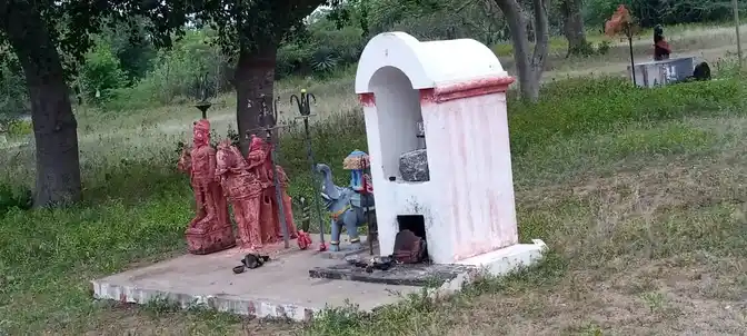 Arulmigu Periyandavar Temple, Siruvayaloor - 621216 Temple