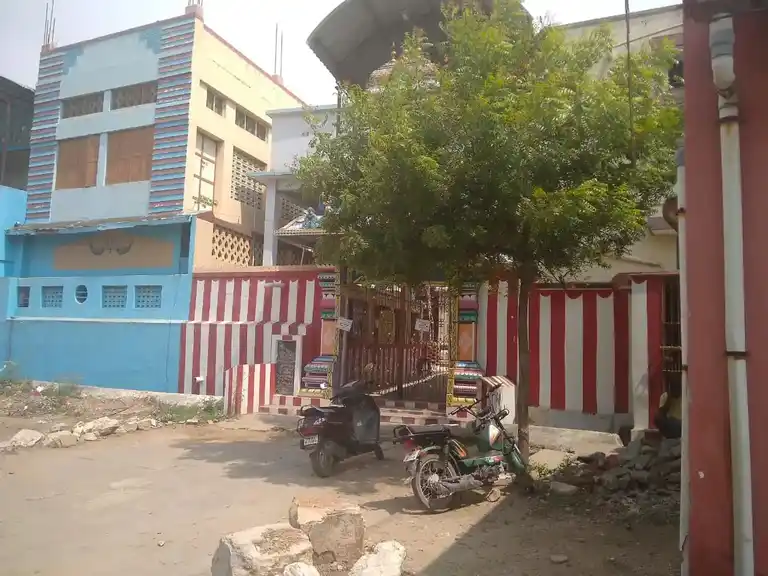 Arulmigu Periyandavar Temple, Sivakasi - 626123 அருள்மிகு பெரியாண்டவர் மாலையம்மன் திருக்கோயில், Sivakasi - 626123, Virudhunagar - Ancient Temple Architecture and History Image 3