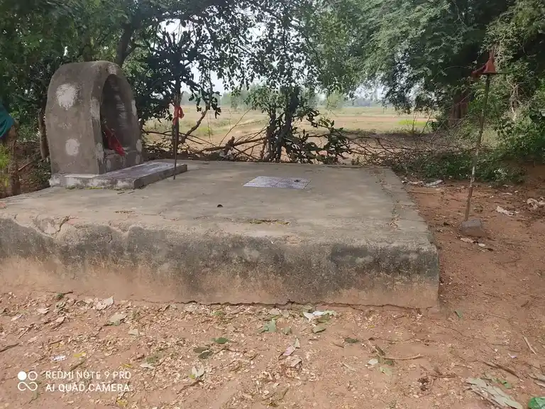 Arulmigu Periyandavar Temple, Thirukalapur - 621805 Arulmigu Periyandavar Temple, Thirukalapur - 621805, Ariyalur - Ancient Temple Architecture and History Image 2