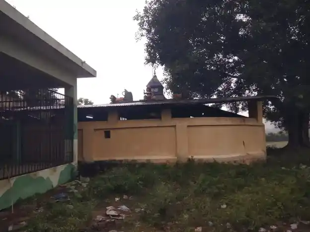 Arulmigu Periyandavar Temple, Vadakkunandhal - 606207 அருள்மிகு பெரியாண்டவர் திருக்கோயில், வடக்கு நந்தல் - 606207, Kallakurichi - Ancient Temple Architecture and History Image 3