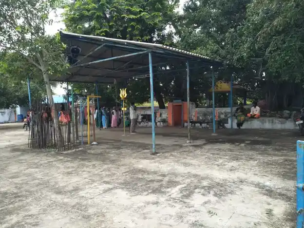 Arulmigu Periyandavar Thirukovil, Naduvalur - 636105 அருள்மிகு பெரியாண்டவர் திருக்கோயில், Naduvalur - 636105, Salem - Ancient Temple Architecture and History Image 2