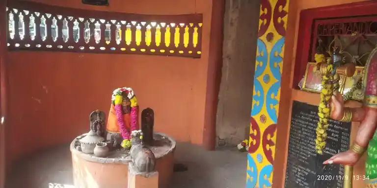 Arulmigu Periyandichiamman Temple, Near Pennagarm Court, Paruvadanahalli - 636810 அருள்மிகு பெரியாண்டிச்சியம்மன் திருக்கோயில், Near Pennagarm Court, Paruvadanahalli - 636810, Dharmapuri - Ancient Temple Architecture and History Image 3