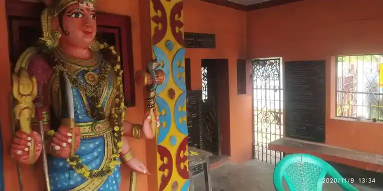 Arulmigu Periyandichiamman Temple, Near Pennagarm Court, Paruvadanahalli - 636810 அருள்மிகு பெரியாண்டிச்சியம்மன் திருக்கோயில், Near Pennagarm Court, Paruvadanahalli - 636810, Dharmapuri - Ancient Temple Architecture and History Image 4