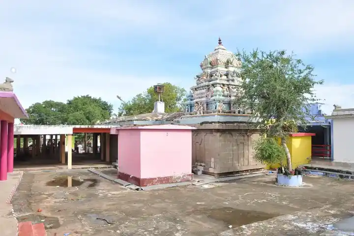 Arulmigu Periyasamy Ayyanar Temple, Krishnapuram - 627759 அருள்மிகு பெரிய சுவாமி அய்யனார் திருக்கோயில், Krishnapuram - 627759, Tenkasi - Ancient Temple Architecture and History Image 3