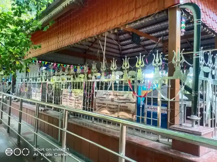 Arulmigu Periyasamy Temple, Pudukombai - 637405 அருள்மிகு பெரியசாமி திருக்கோயில், Pudukombai - 637405, Namakkal - Ancient Temple Architecture and History Image 4