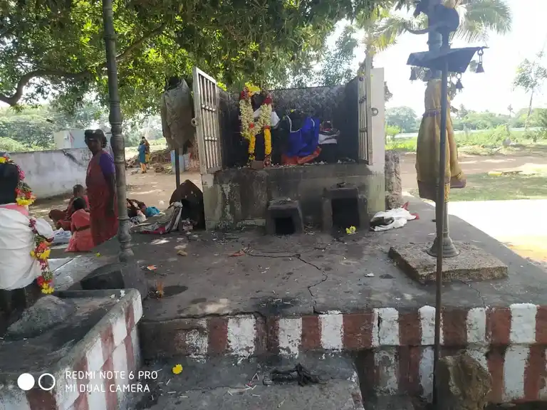Arulmigu Periyathambiram Temple, Aalambakam - 621613 Arulmigu Periyathambiram Temple, Aalambakam - 621613, Thiruchirappalli - Ancient Temple Architecture and History Image 4