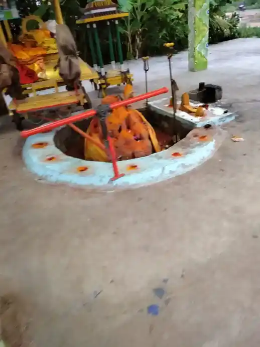 Arulmigu Periyeri Mariamman Temple, Aragalur - 636101 அருள்மிகு பெரியேரி மாரியம்மன் திருக்கோயில், Aragalur - 636101, Salem - Ancient Temple Architecture and History Image 3