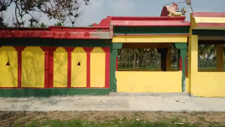 Arulmigu Perukaalathamman Temple, Thippasamudiram - 635653 அருள்மிகு பெருகாலத்தம்மன் திருக்கோயில், திப்பசமுத்திரம் - 635653, Vellore - Ancient Temple Architecture and History Image 5