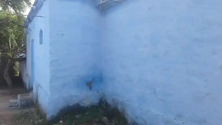 Arulmigu Perumal (A) Eswariamman Temple, Kadambur - 628952