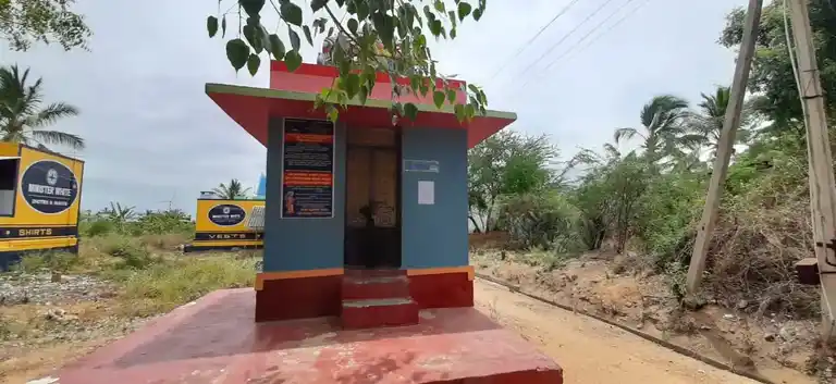 Arulmigu Perumal And Vinayagar Temple, Vellakovil - 628720 அருள்மிகு பெருமாள் மற்றும் விநாயகர் திருக்கோயில், Vellakovil - 628720, Thoothukudi - Ancient Temple Architecture and History Image 4