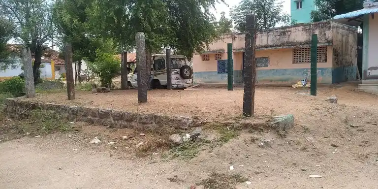 Arulmigu Perumal Kannimar Temple, Palam Rajakkapatti, Dindigul - 624622 அருள்மிகு பெருமாள் கன்னிமார் திருக்கோயில், பாலம் ராஜாக்கப்பட்டி, திண்டுக்கல் - 624622, Dindigul - Ancient Temple Architecture and History Image 2