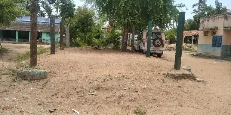 Arulmigu Perumal Kannimar Temple, Palam Rajakkapatti, Dindigul - 624622 அருள்மிகு பெருமாள் கன்னிமார் திருக்கோயில், பாலம் ராஜாக்கப்பட்டி, திண்டுக்கல் - 624622, Dindigul - Ancient Temple Architecture and History Image 3