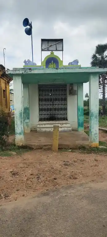 Arulmigu Perumal Krishnan Temple, Palakanoothu - 624624 Arulmigu Perumal Krishnan Temple, Palakanoothu - 624624, Dindigul - Ancient Temple Architecture and History Image 3