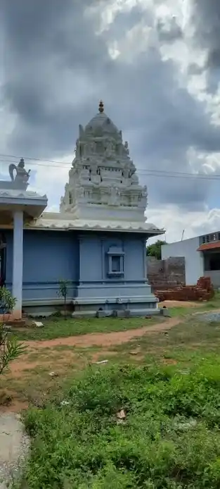 Arulmigu Perumal Temple, Agamudinagamangalam - 635104 அருள்மிகு பெருமாள் திருக்கோயில், அகமுடிநாகமங்கலம் - 635104, Krishnagiri - Ancient Temple Architecture and History Image 3