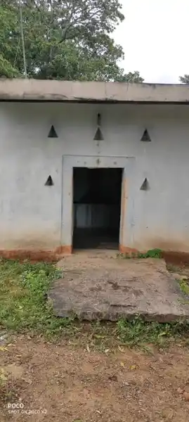 Arulmigu Perumal Temple, Aitharandahalli - 636806 அருள்மிகு பெருமாள் திருக்கோயில், Aitharandahalli - 636806, Dharmapuri - Ancient Temple Architecture and History Image 2