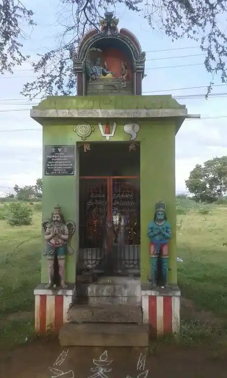 Arulmigu Perumal Temple, Alampatti - 625706 அருள்மிகு பெருமாள் திருக்கோவில், Alampatti - 625706, Madurai - Ancient Temple Architecture and History Image 4