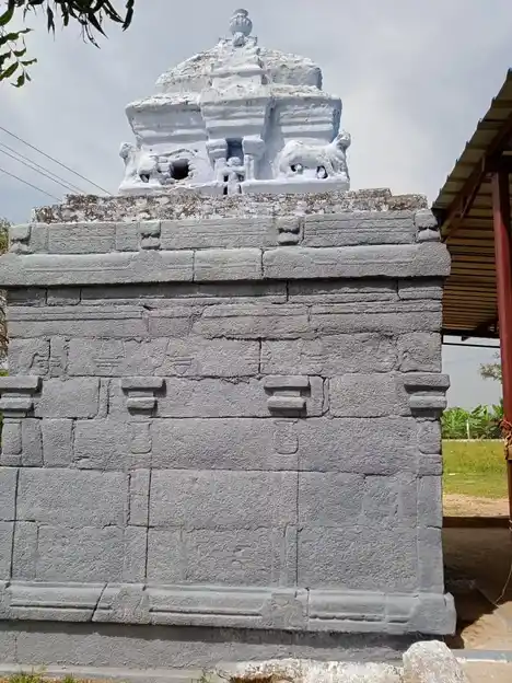Arulmigu Perumal Temple, Alanguttai - 641653 அருள்மிகு பெருமாள் திருக்கோயில், Alanguttai - 641653, Coimbatore - Ancient Temple Architecture and History Image 4