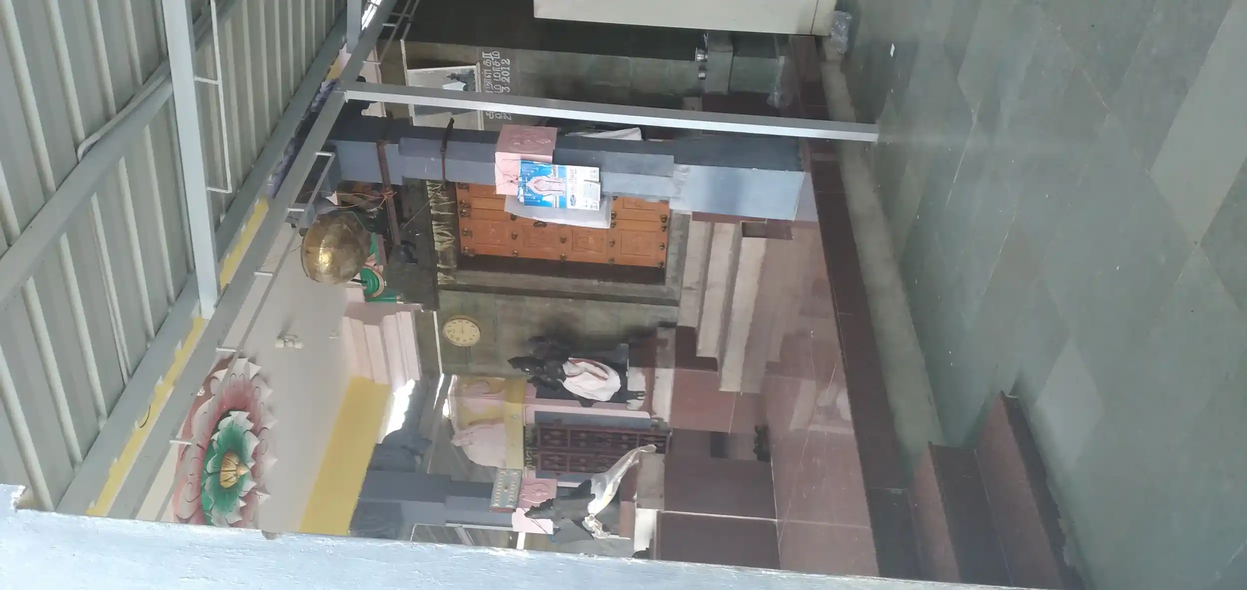 Arulmigu Perumal Temple, Ambilikai - 624612 அருள்மிகு பெருமாள் திருக்கோயில், Ambilikai - 624612, Dindigul - Ancient Temple Architecture and History Image 3