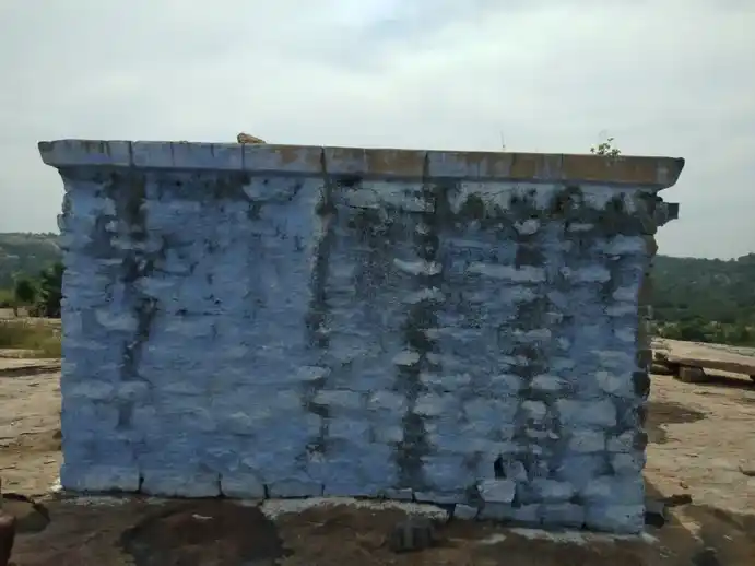 Arulmigu Perumal Temple, Balekuli - 635204 அருள்மிகு பெருமாள் திருக்கோயில், பாலேகுளி - 635204, Krishnagiri - Ancient Temple Architecture and History Image 2