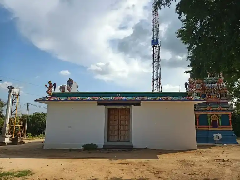 Arulmigu Perumal Temple, Bannihalli - 635106 அருள்மிகு பெருமாள் திருக்கோயில், பன்னிஅள்ளி - 635106, Krishnagiri - Ancient Temple Architecture and History Image 4