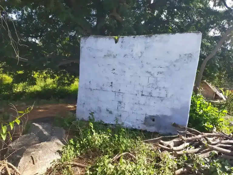 Arulmigu Perumal Temple, Belavarthi - 635120 அருள்மிகு பெருமாள் திருக்கோயில், பெலவர்த்தி - 635120, Krishnagiri - Ancient Temple Architecture and History Image 7