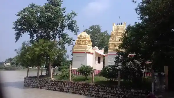 Arulmigu Perumal Temple, Bomakkottai - 626105 அருள்மிகு பெருமாள் திருக்கோயில், Bomakkottai - 626105, Virudhunagar - Ancient Temple Architecture and History Image 5