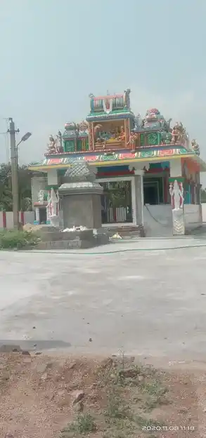 Arulmigu Perumal Temple, Chinnakalupalli - 635710 அருள்மிகு பெருமாள் திருக்கோயில், சின்னகல்லுப்பள்ளி - 635710, Thirupathur - Ancient Temple Architecture and History Image 4