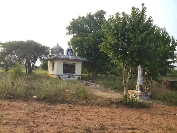 Arulmigu Perumal Temple, Chinnaluppai - 624703 அருள்மிகு பெருமாள் திருக்கோயில், Chinnaluppai - 624703, Dindigul - Ancient Temple Architecture and History Image 2