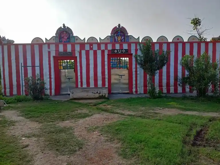 Arulmigu Perumal Temple, Chinnarediyapatti - 625703 அருள்மிகு பெருமாள் திருக்கோவில், Chinnarediyapatti - 625703, Madurai - Ancient Temple Architecture and History Image 2