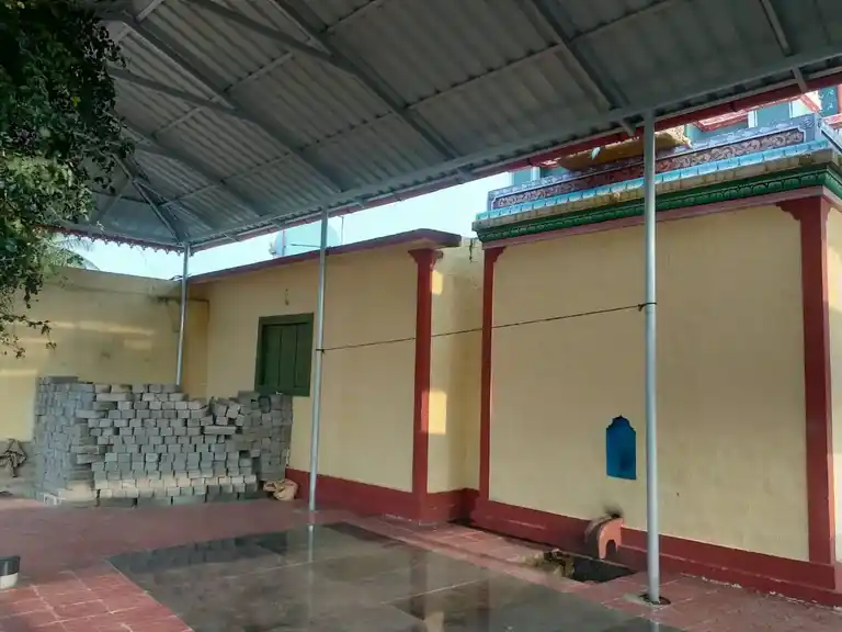 Arulmigu Perumal Temple, Dasanaicken Palayam - 642202 அருள்மிகு பெருமாள் திருக்கோயில், Dasanaicken Palayam - 642202, Coimbatore - Ancient Temple Architecture and History Image 4