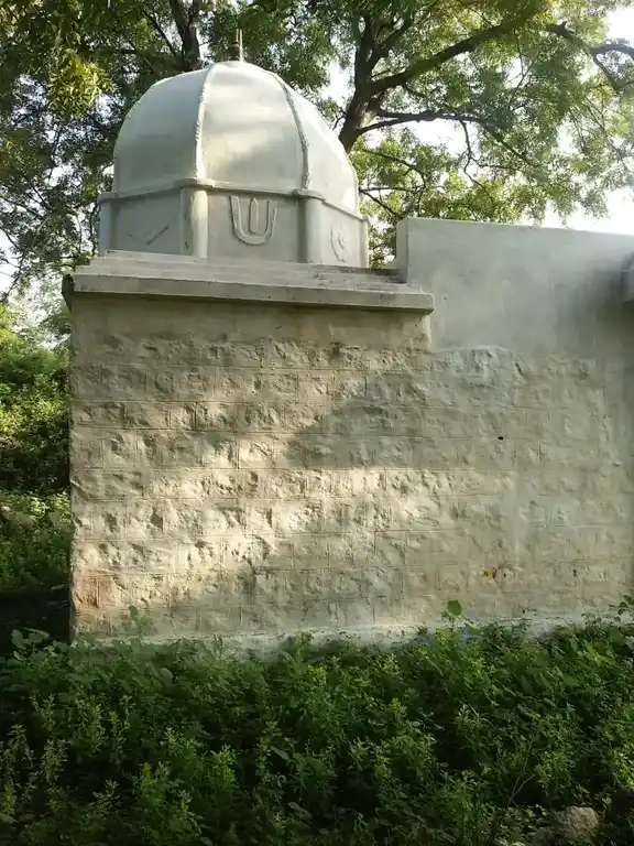 Arulmigu Perumal Temple, Edayanatham - 625706 அருள்மிகு பெருமாள் திருக்கோவில், Edayanatham - 625706, Madurai - Ancient Temple Architecture and History Image 4