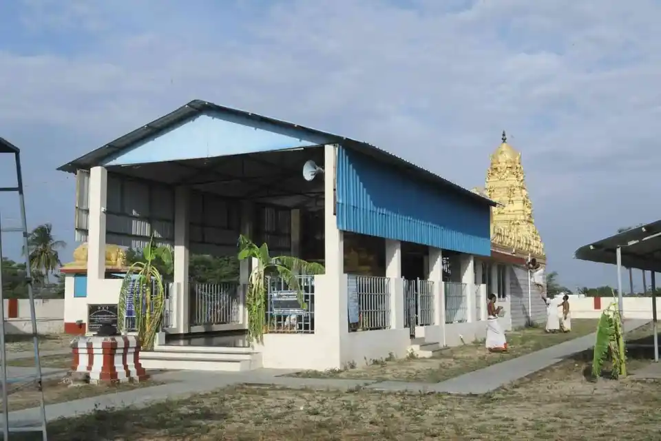 Arulmigu Perumal Temple, Eriyodu - 624702 அருள்மிகு பெருமாள் திருக்கோயில், Eriyodu - 624702, Dindigul - Ancient Temple Architecture and History Image 7