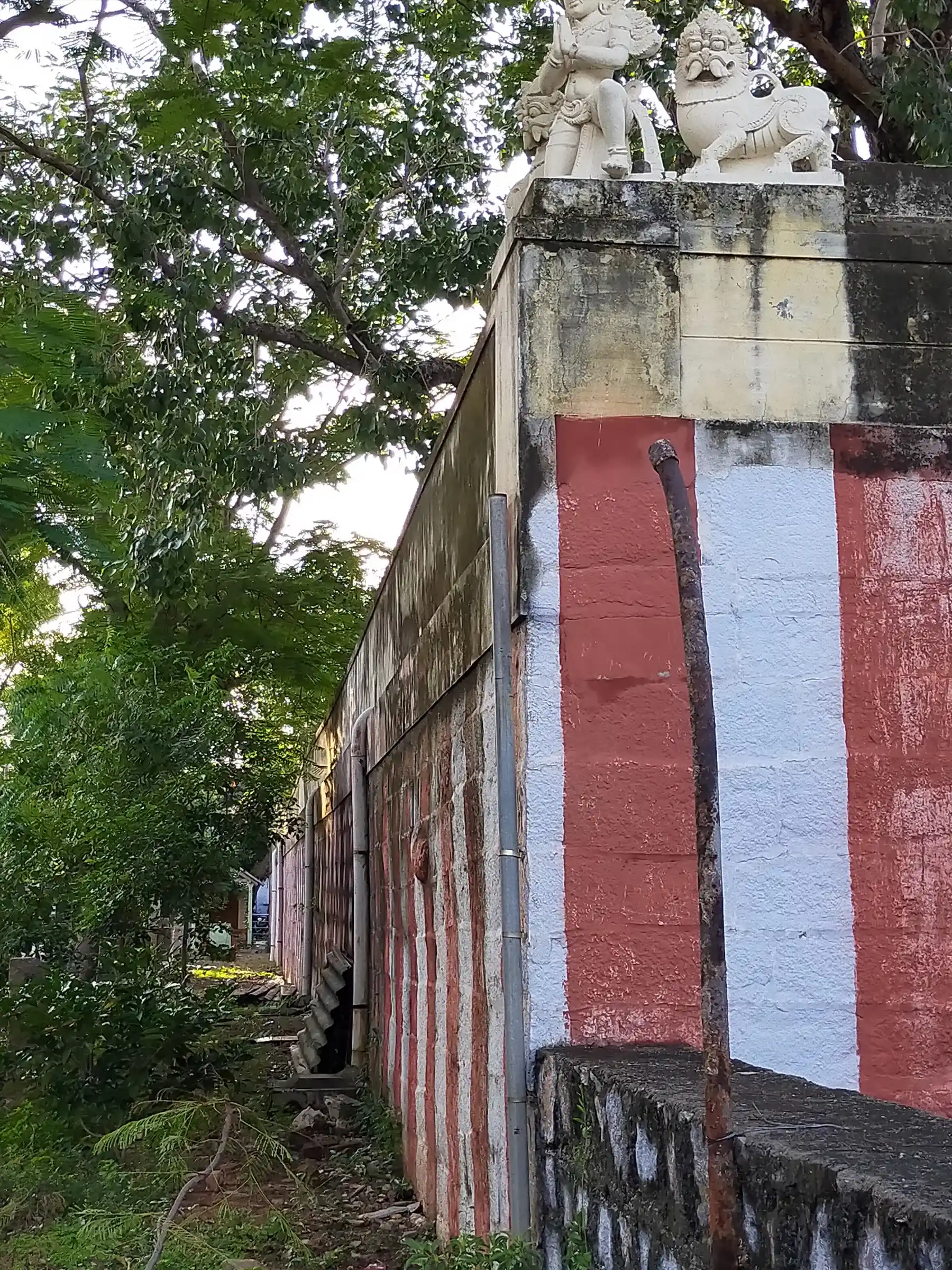 Arulmigu Perumal Temple, Ettayapuram - 628802 அருள்மிகு பெருமாள் திருக்கோயில், Ettayapuram - 628802, Thoothukudi - Ancient Temple Architecture and History Image 7