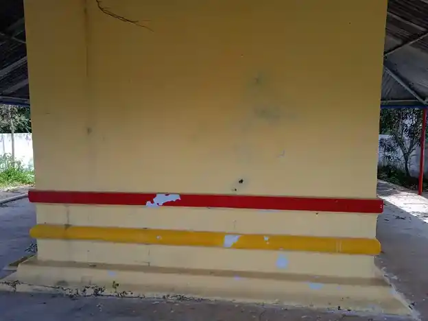 Arulmigu Perumal Temple, Hosahalli, Morapoor - 635305 அருள்மிகு பெருமாள் திருக்கோயில், Hosahalli, Morapoor - 635305, Dharmapuri - Ancient Temple Architecture and History Image 2