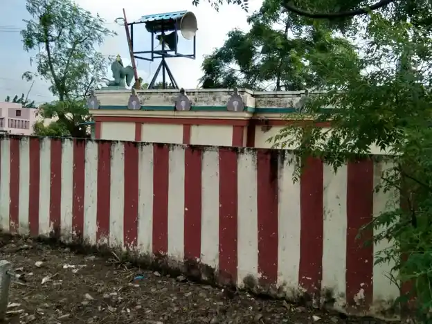 Arulmigu Perumal Temple, Irulapalaiyam - 601301 அருள்மிகு பெருமாள் திருக்கோயில், இருளபாளையம் - 601301, Tiruvallur - Ancient Temple Architecture and History Image 2