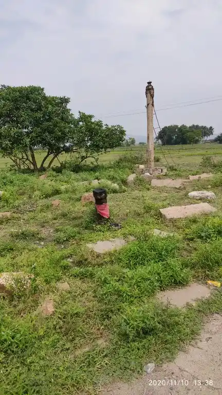 Arulmigu Perumal Temple, Karukapillai, Kovilankulam - 625532 அருள்மிகு பெருமாள் திருக்கோயில், Karukapillai, Kovilankulam - 625532, Madurai - Ancient Temple Architecture and History Image 3