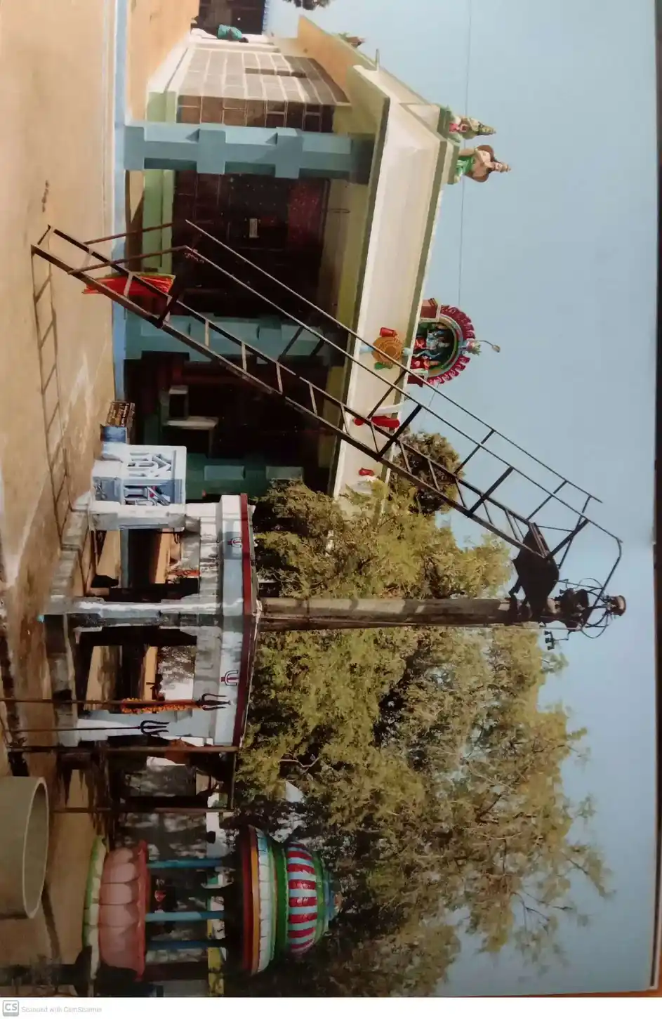 Arulmigu Perumal Temple, Karukkampalayam, Kolaram - 637201 அருள்மிகு பெருமாள் திருக்கோயில், கருக்கம்பாளையம், கோலாரம் - 637201, Namakkal - Ancient Temple Architecture and History Image 5