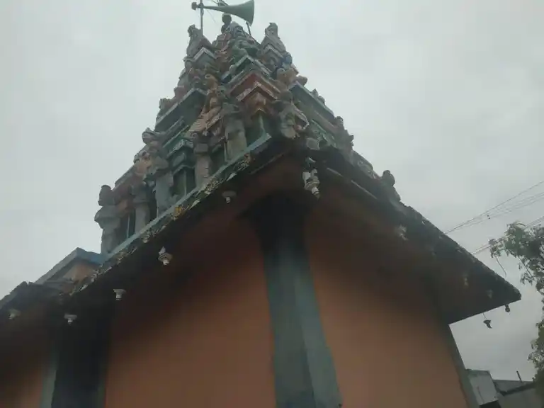 Arulmigu Perumal Temple, Kilavaneri - 625704 அருள்மிகு பெருமாள் திருக்கோயில், Kilavaneri - 625704, Madurai - Ancient Temple Architecture and History Image 4